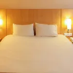 Ξενοδοχείο Ibis 3*