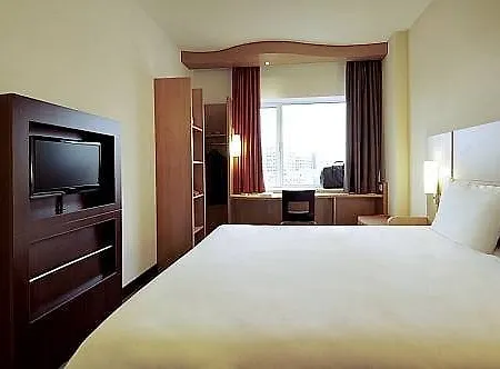 Ibis 3* Alencon